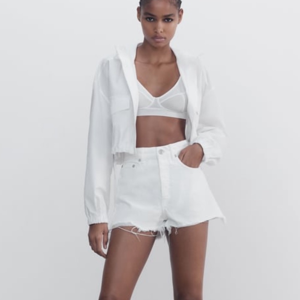 Frayed High Rise Denim Short
